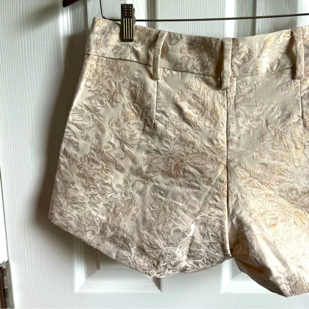 Lauren Conrad cream & gold shiny brocade floral print shorts - Picture 5 of 7